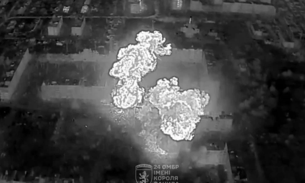 Ρώσοι κομάντος με θερμοβαρικά TOS-1A καίνε ζωντανούς Ουκρανούς στρατιώτες στο Τσάσοφ Γιαρ - Προελαύνουν οι αλεξιπτωτιστές της Μόσχας (Βίντεο)